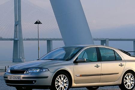 Renault Laguna, E10