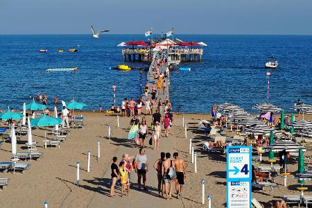 Bikini-Verbot in Lignano 
