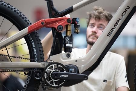 E-Bikes stehen im Zentrum der Messe Eurobike.