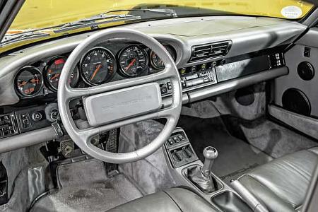 Porsche 911 C4 Typ 964, Cockpit