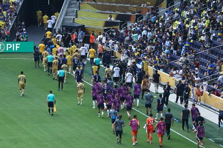 Weitere Spielunterbrechung bei der Klub-WM Weitere Spielunterbrechung bei der Klub-WM