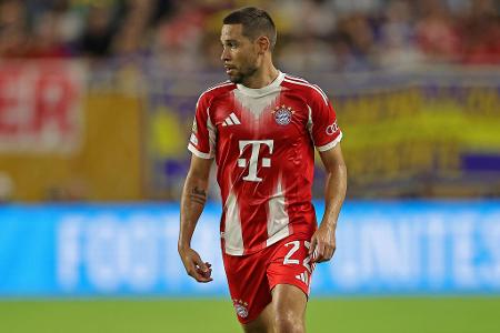 Raphael Guerreiro - Note: 4,5 - Interpretierte seine Rolle als Linksverteidiger gewohnt offensiv - ohne dass seine Qualitäten dort wirklich aufblitzten. Rückte nach Ballverlusten dann oftmals nicht konsequent nach. Brachte Stanisic so in viele unangenehme Situationen.