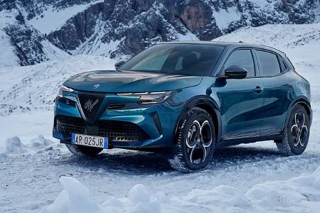 Alfa Romeo Junior Ibrida