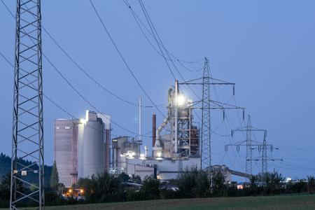 Seit der Energiekrise 2022 wird in Deutschland intensiv über die Einführung eines Industriestrompreises diskutiert. (Archivbild) Seit der Energiekrise 2022 wird in Deutschland intensiv über die Einführung eines Industriestrompreises diskutiert. (Archivbild)