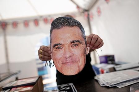 Vor dem Konzert von Robbie Williams in Gelsenkirchen