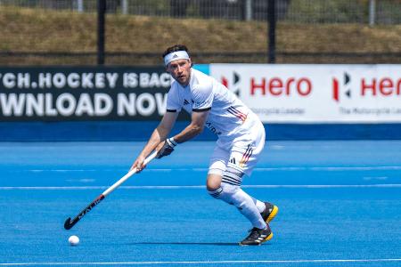 Hockey-Männer siegen - Zwicker neuer Rekordnationalspieler Hockey-Männer siegen - Zwicker neuer Rekordnationalspieler