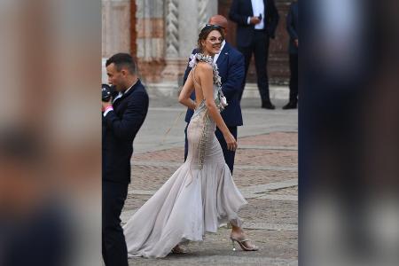 Hochzeit von Jeff Bezos: DiCaprio-Freundin Vittoria Ceretti strahlt