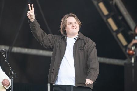 Lewis Capaldi: Lewis Capaldi: