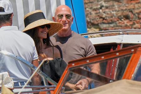 Am Tag nach der Hochzeit lassen sich Jeff Bezos und seine Frau Lauren in 