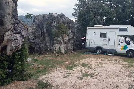 Camping, Dubrovnik, Felsen, Wohnmobil, Stellplatz Camping, Dubrovnik, Felsen, Wohnmobil, Stellplatz