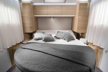 Schlafzimmer, Campingfahrzeug, Adria Matrix 650 DC