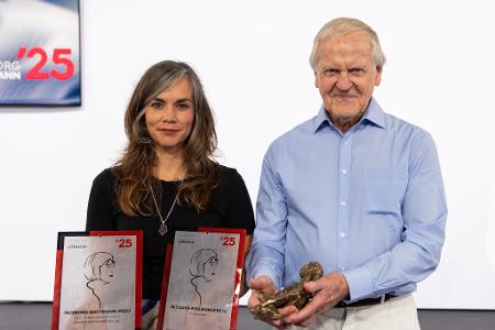 Gangl überzeugte Jury und Leser. Dafür erhielt sie den Hauptpreis und den Publikumspreis. Gangl überzeugte Jury und Leser. Dafür erhielt sie den Hauptpreis und den Publikumspreis.