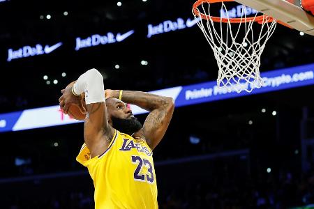 Superstar zieht Lakers-Option: James geht in 23. Saison Superstar zieht Lakers-Option: James geht in 23. Saison
