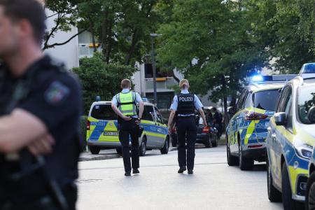 Massenschlägerei mit 100 Beteiligten - 7 Verletzte