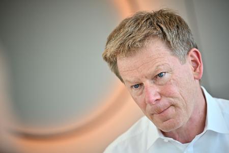 Bahnchef Richard Lutz kann mit der Leistung des eigenen Unternehmens nicht zufrieden sein.
