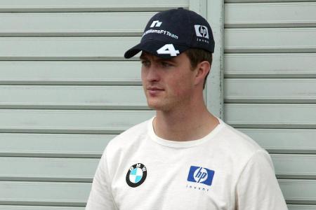 'Beim nächsten Mal nehme ich einen Fünf-Liter-Kanister mit.' (Nachdem die Tankanlage an seinem BMW in Silverstone erneut defekt war)