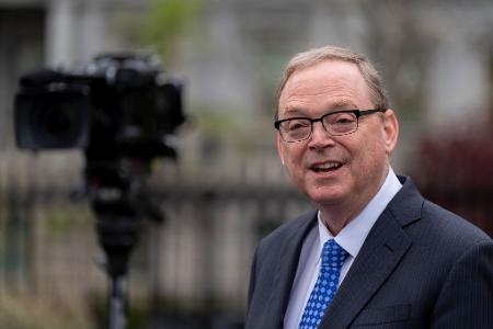Die USA nähmen sofort wieder Handelsgespräche mit Kanada auf - bestätigt Trumps Wirtschaftsberater Kevin Hassett auf Nachfrage. (Archivbild)