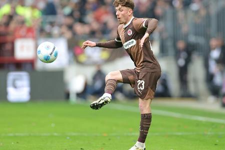 SC Freiburg holt Treu vom FC St. Pauli zurück SC Freiburg holt Treu vom FC St. Pauli zurück
