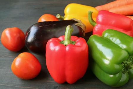 Paprika und Aubergine