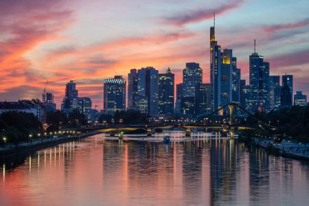 Finanzplatz Frankfurt: Die neue EU-Behörde soll von hier aus Geldwäsche in Europa bekämpfen (Archivbild) 