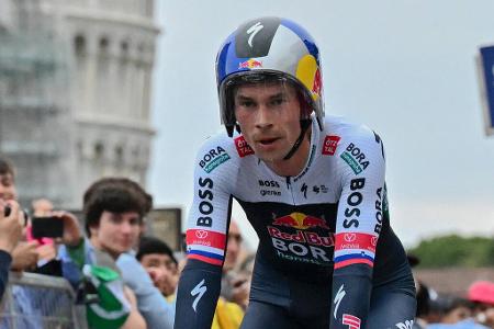 PRIMOZ ROGLIC - DER PECHVOGEL MIT SYSTEM - 2020 - da hätte Roglic die Tour gewinnen können. Ja: müssen sogar. Doch von der krachenden Zeitfahr-Niederlage an der Planche des Belles Filles gegen den blutjungen Landsmann Pogacar hat der Slowene offenbar ein Trauma zurückbehalten, seitdem erreichte er nicht mehr das Ziel der Tour. Der 35-Jährige wäre der zweitälteste Tour-Sieger - nach Firmin Lambot vor 103 Jahren.