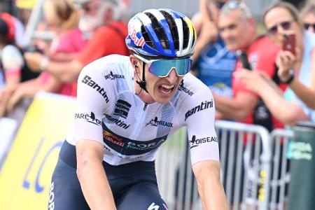FLORIAN LIPOWITZ - DAS VERSPRECHEN - Aus deutscher Sicht wird es das wohl interessanteste deutsche Tour-Debüt seit Jan Ullrich 1996. Lipowitz, einst vielversprechendes Biathlon-Talent, hat sich in den vergangenen zwölf Monaten dramatisch verbessert. Bleibt der Ulmer bei sich, ist ein Top-5-Platz nun im Bereich das Möglichen, Rang vier wie zuletzt bei Emanuel Buchmann 2019 nicht unrealistisch.