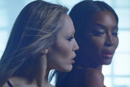 Naomi Campbell und Miley Cyrus kollaborieren für Musikvideo Naomi Campbell und Miley Cyrus kollaborieren für Musikvideo