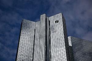 Ex-Investmentbanker fordert 152 Millionen von Deutscher Bank