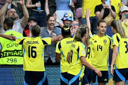 Frauen-EM: Schweden schlägt Dänemark in deutscher Gruppe C Frauen-EM: Schweden schlägt Dänemark in deutscher Gruppe C
