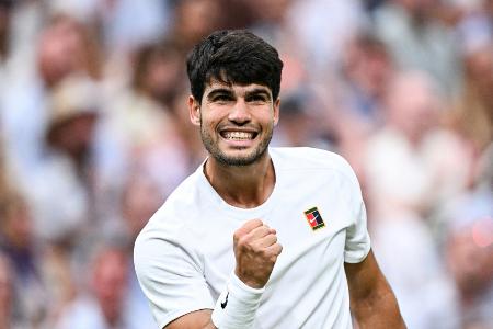 Nach Startschwierigkeiten: Alcaraz im Viertelfinale