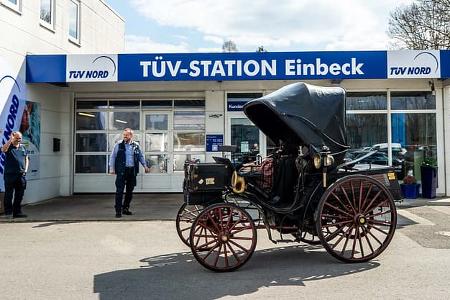 TÜV ohne Blinker und Sicherheitsgurte?!