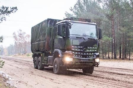 06/2025 Mercedes Arocs Daimler Trucks Militär Bundeswehr 06/2025 Mercedes Arocs Daimler Trucks Militär Bundeswehr