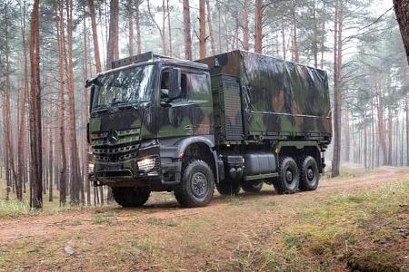 06/2025 Mercedes Arocs Daimler Trucks Militär Bundeswehr