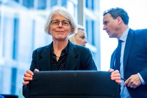 Opposition sieht nach Sudhof-Befragung weiter offene Fragen