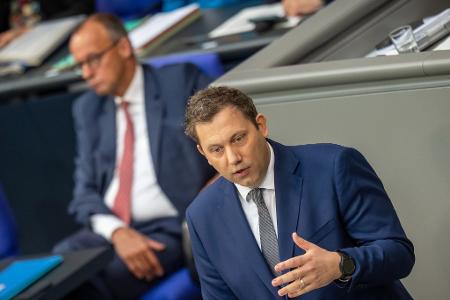 Wegen der Stromsteuer in der Kritik: Kanzler und Vizekanzler 