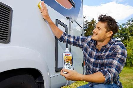 Mit Sonax gepflegt durch die Campingsaison