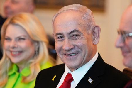 Israels Regierungschef Netanjahu lobt die Verdienste von US-Präsident Trump. 