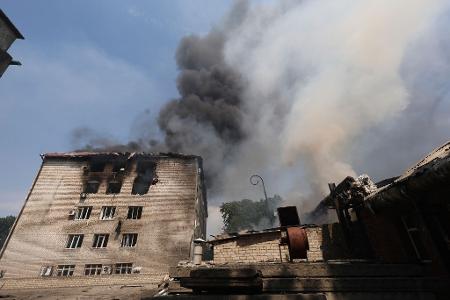 Angriffe im Westen der Ukraine - Explosionen in Lutsk
