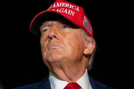 US-Präsident Trump setzt die EU mit seinen Zolldrohungen unter Druck. US-Präsident Trump setzt die EU mit seinen Zolldrohungen unter Druck.
