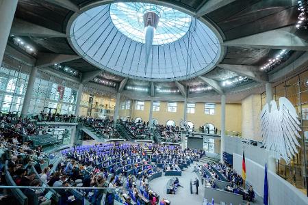 Es ist die erste Generaldebatte im Bundestag seit dem Regierungswechsel.