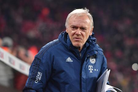 'Gudrun, wenn das kein Superspieler wird, gebe ich meine Lizenz zurück und werde Volleyball- oder Wasserballtrainer.' (zu seiner Ehefrau über Philipp Lahm)