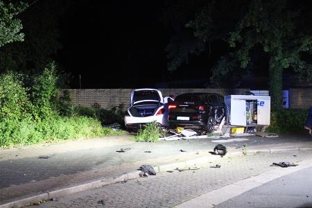 Unfallstelle nach Zusammenstoß Unfallstelle nach Zusammenstoß