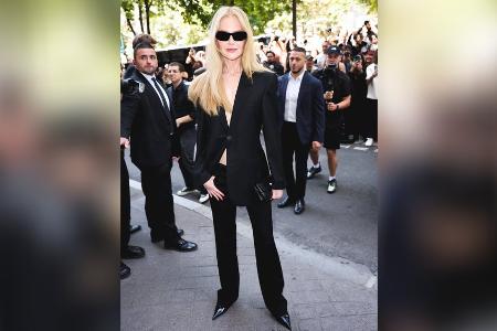 Nicole Kidman: Gewagter Auftritt bei Paris Fashion Week