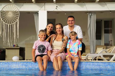 Diese Büchners - Familientrubel unter Palmen
