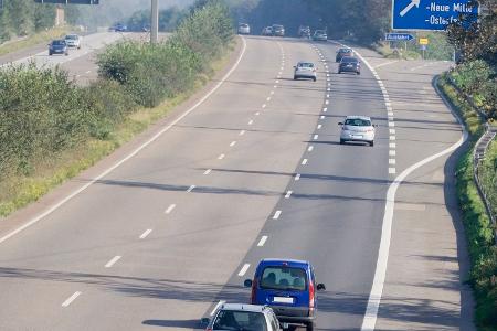 Rechts fahren