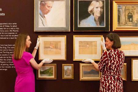 König Charles zeigt seine private Kunstsammlung im Buckingham-Palast König Charles zeigt seine private Kunstsammlung im Buckingham-Palast
