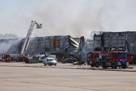 Polen macht russische Geheimdienste für den Brand im Marywilska-Einkaufszentrum in Warschau verantwortlich. (Archivbild) Polen macht russische Geheimdienste für den Brand im Marywilska-Einkaufszentrum in Warschau verantwortlich. (Archivbild)