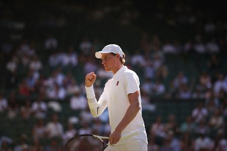 Gnadenlos gegen Djokovic: Sinner macht Traumfinale perfekt Gnadenlos gegen Djokovic: Sinner macht Traumfinale perfekt