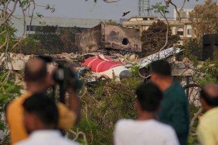 Air-India-Absturz: Cockpit-Gespräch über Treibstoff-Regler