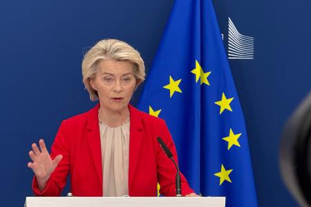 Hofft weiter auf Verhandlungen: EU-Kommissionspräsidentin Ursula von der Leyen. (Archivbild)